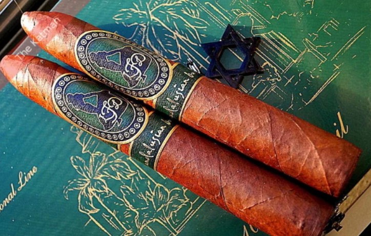 About La Flor Dominicana Andalusian Bull cigars 3