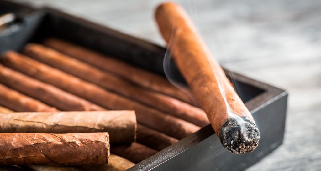 Key Advantages of Cigars over Cigarettes 2